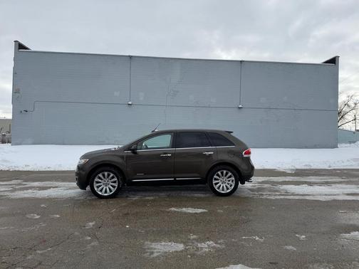 2011 Lincoln MKX Base