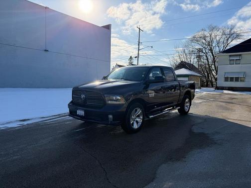 2017 RAM 1500 Sport