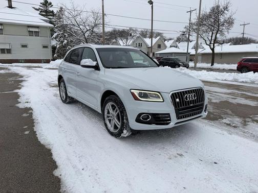 2017 Audi Q5 2.0T Premium Plus