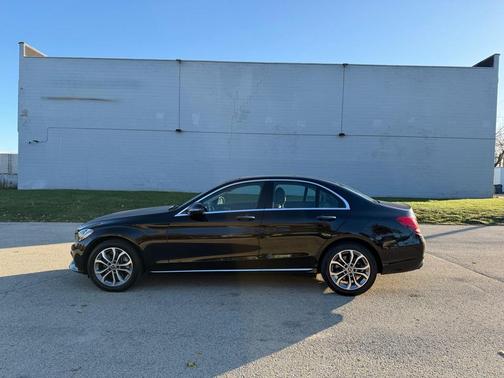 2017 Mercedes-Benz C-Class C 300 4MATIC Luxury