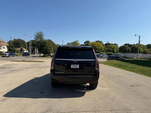 2016 Cadillac Escalade Luxury