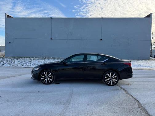 2020 Nissan Altima SR Intelligent AWD