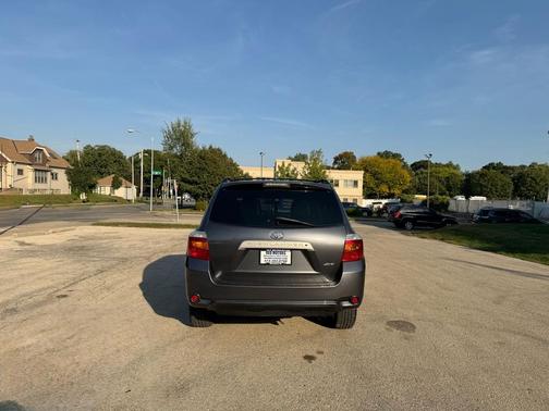 2010 Toyota Highlander Sport