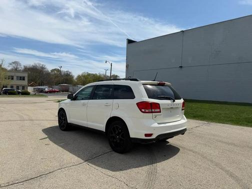 Vice White 2018 Dodge Journey GT