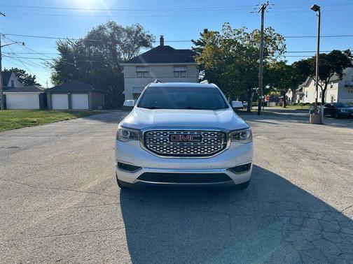 2018 GMC Acadia Denali