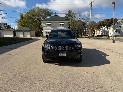 2018 Jeep Grand Cherokee Laredo E