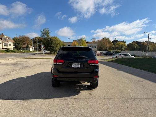 2018 Jeep Grand Cherokee Laredo E