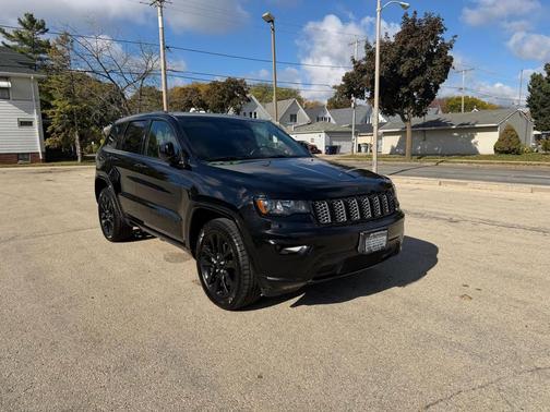 2018 Jeep Grand Cherokee Laredo E