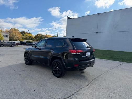 2018 Jeep Grand Cherokee Laredo E