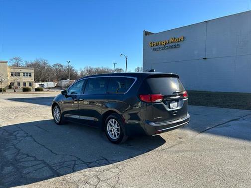2020 Chrysler Pacifica Touring