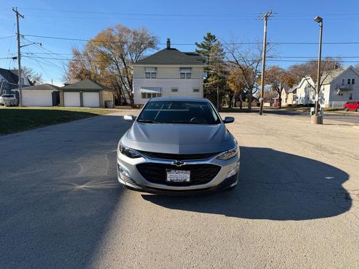 2024 Chevrolet Malibu FWD RS