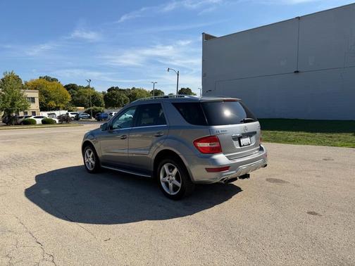 2011 Mercedes-Benz M-Class 4MATIC