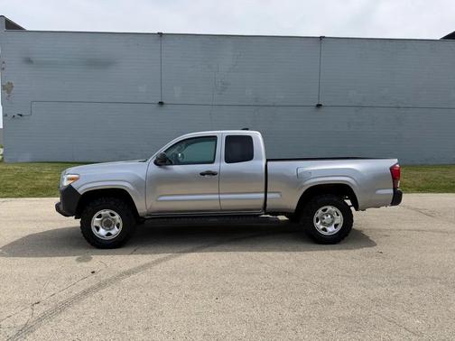 Silver Sky Metallic 2020 Toyota Tacoma SR5