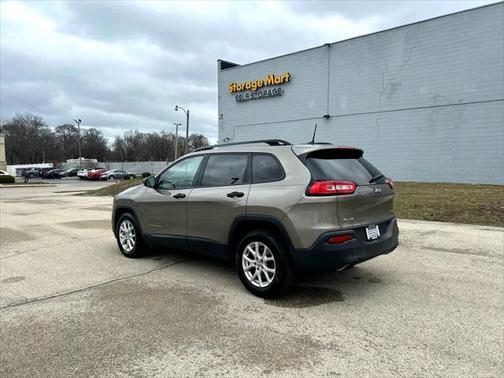 2016 Jeep Cherokee Sport