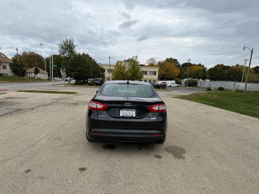 2015 Ford Fusion SE