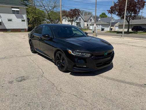 Crystal Black Pearl 2020 Honda Accord Sport 1.5T
