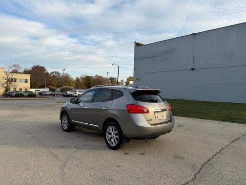 2011 Nissan Rogue SV