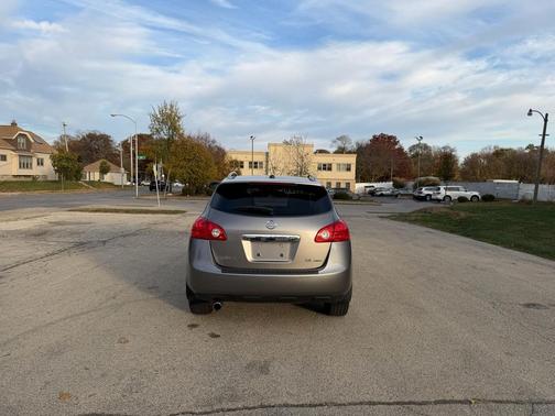 2011 Nissan Rogue SV