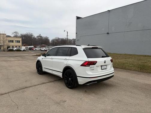2021 Volkswagen Tiguan 2.0T SE