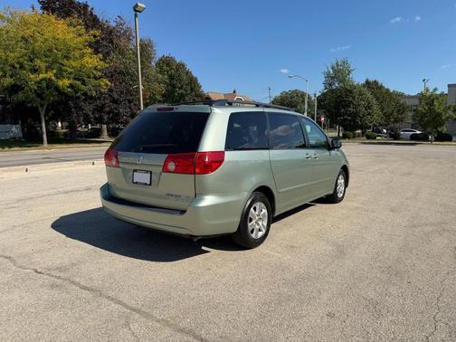 2010 Toyota Sienna CE