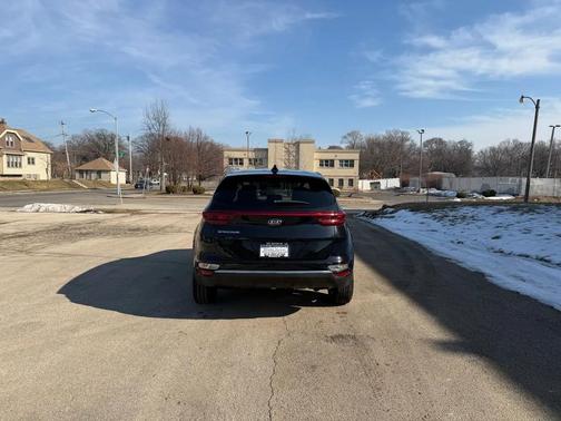 2022 Kia Sportage LX