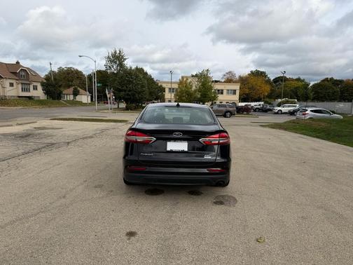 2020 Ford Fusion SEL