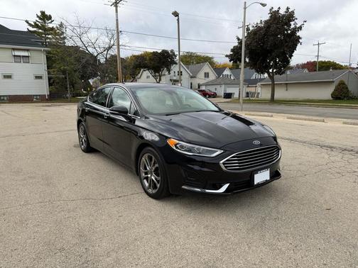 2020 Ford Fusion SEL