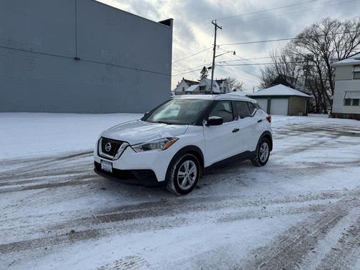2018 Nissan Kicks SV