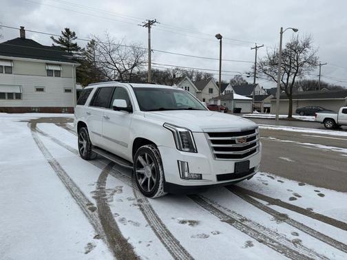 2016 Cadillac Escalade Luxury