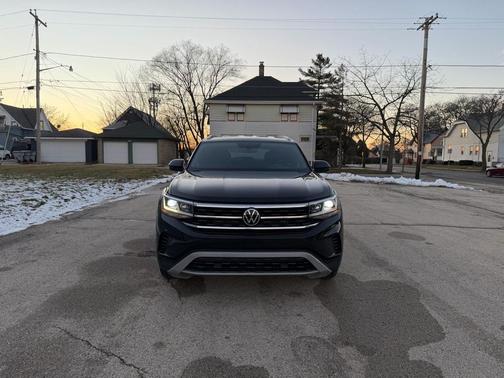 2021 Volkswagen Atlas Cross Sport 2.0T SE