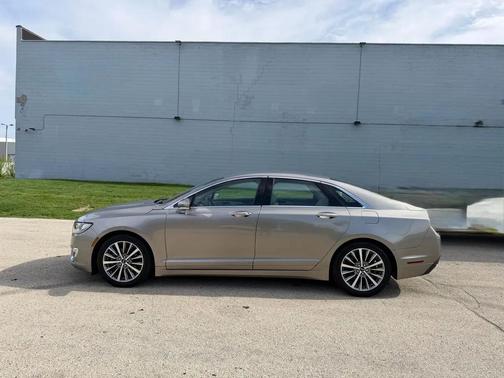Iced Mocha Metallic Premium Colorant 2020 Lincoln MKZ Standard