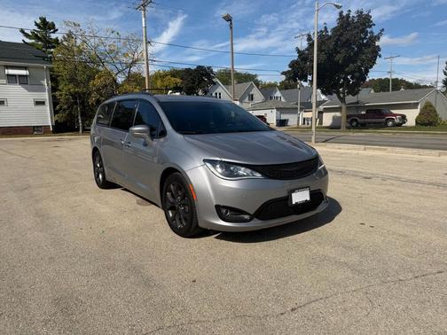 2020 Chrysler Pacifica Limited