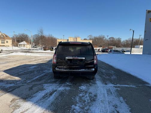 2017 GMC Yukon XL Denali