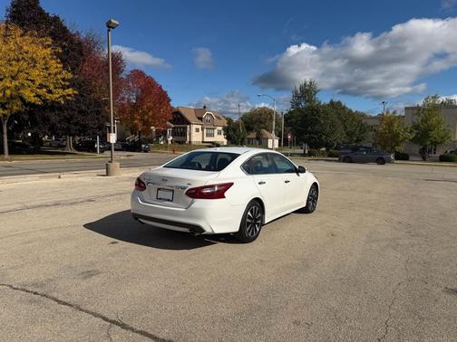 2018 Nissan Altima 2.5 SV