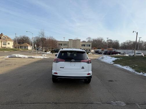 2018 Toyota RAV4 Adventure