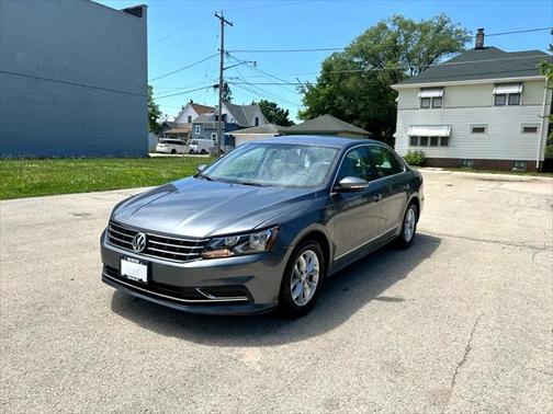 2016 Volkswagen Passat 1.8T S