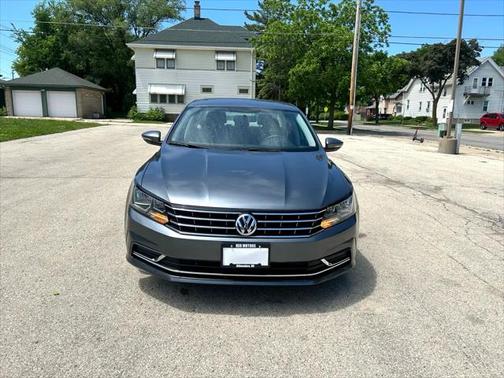 2016 Volkswagen Passat 1.8T S