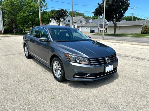 2016 Volkswagen Passat 1.8T S