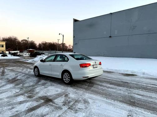 2015 Volkswagen Jetta 1.8T SE