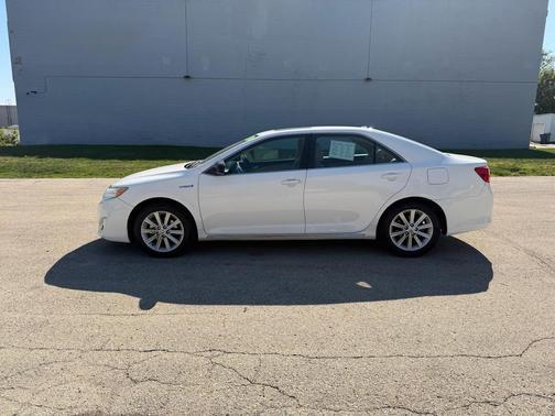 2014 Toyota Camry Hybrid XLE