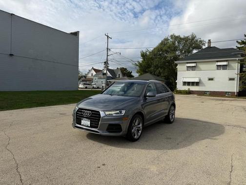 2017 Audi Q3 2.0T Premium Plus