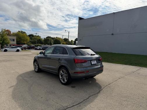 2017 Audi Q3 2.0T Premium Plus