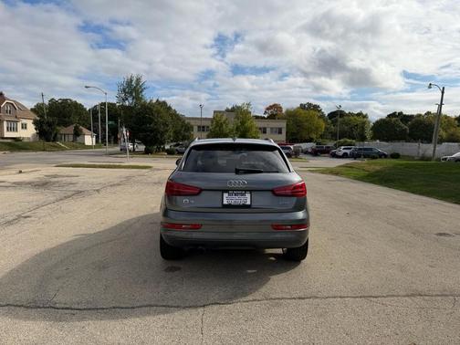 2017 Audi Q3 2.0T Premium Plus