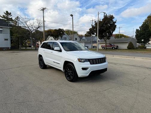 2018 Jeep Grand Cherokee Laredo E