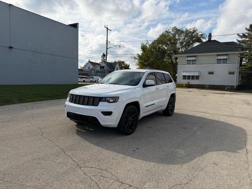 2018 Jeep Grand Cherokee Laredo E