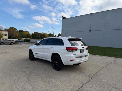 2018 Jeep Grand Cherokee Laredo E