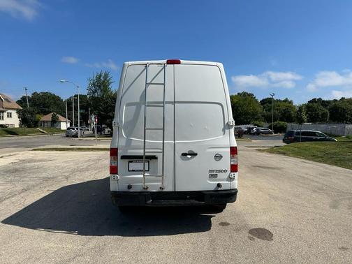 2014 Nissan NV Cargo NV2500 HD SV V6