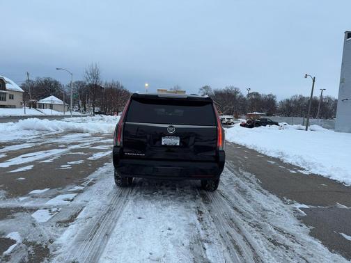 2015 Cadillac Escalade Luxury