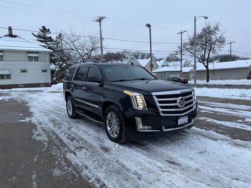 2015 Cadillac Escalade Luxury