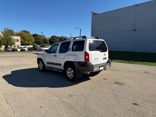 2011 Nissan Xterra S